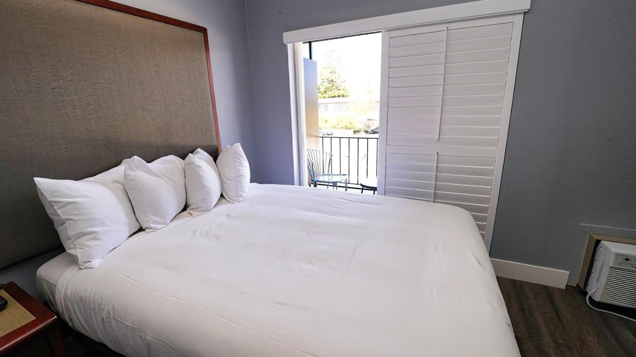 Seaside Inn & Suites Santa Cruz Extérieur photo